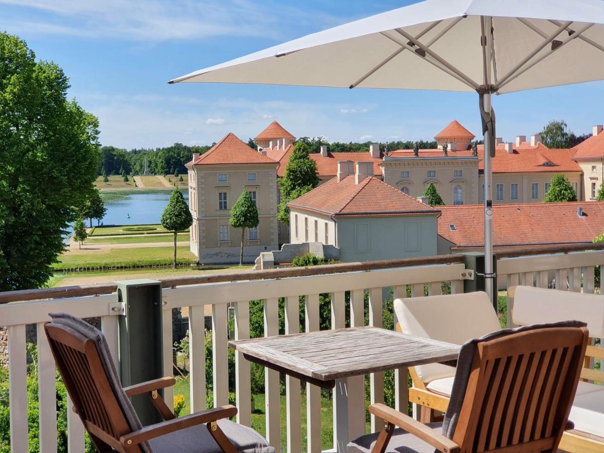 Loggiahaus Am Schloss, 5 Ferienwohnungen, Teils Mit Schloss- Und Seeblick Rheinsberg Zewnętrze zdjęcie