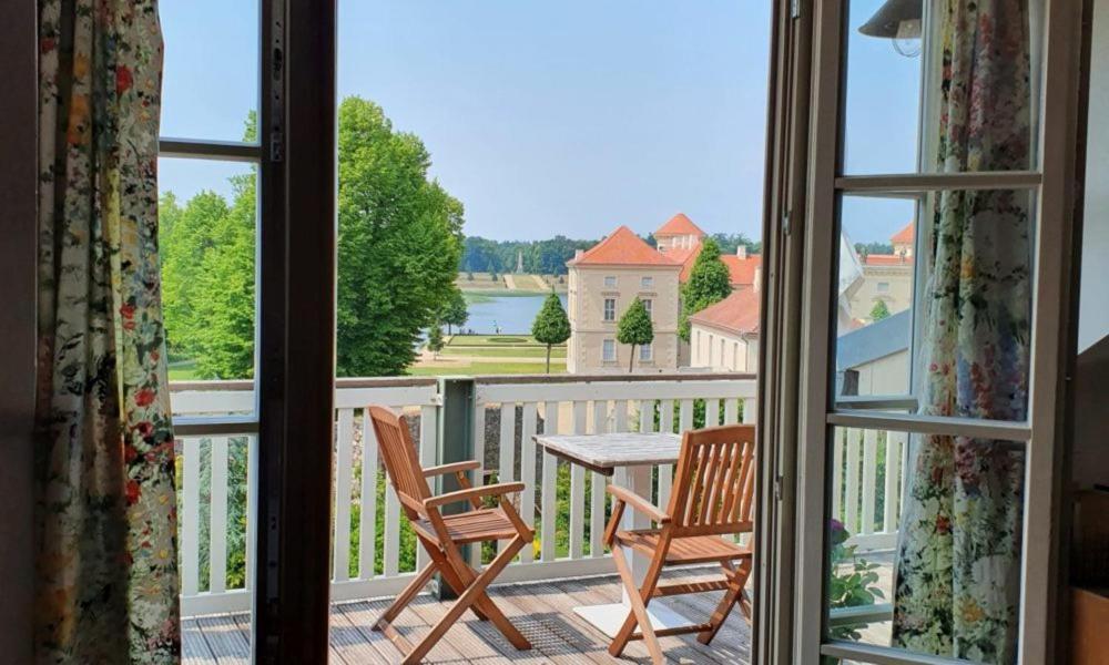 Loggiahaus Am Schloss, 5 Ferienwohnungen, Teils Mit Schloss- Und Seeblick Rheinsberg Zewnętrze zdjęcie