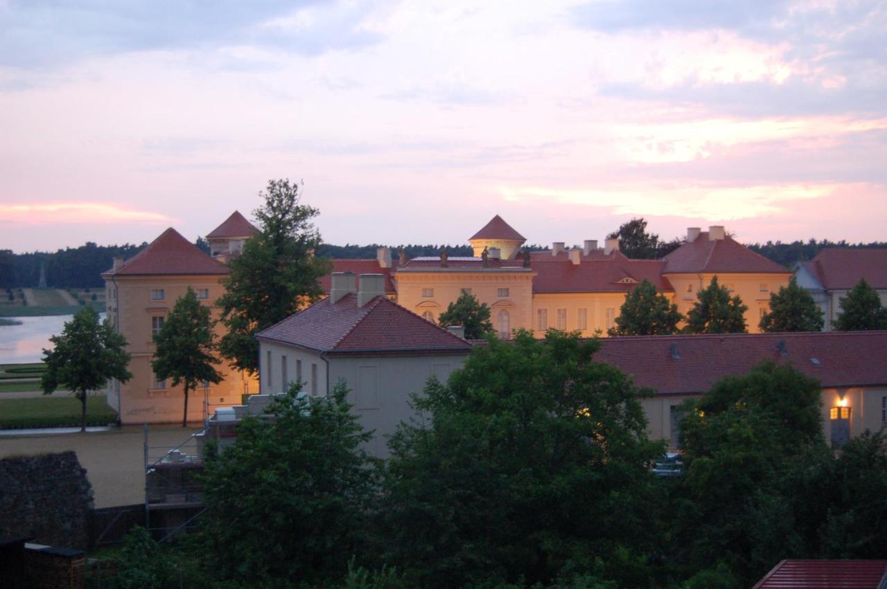 Loggiahaus Am Schloss, 5 Ferienwohnungen, Teils Mit Schloss- Und Seeblick Rheinsberg Zewnętrze zdjęcie