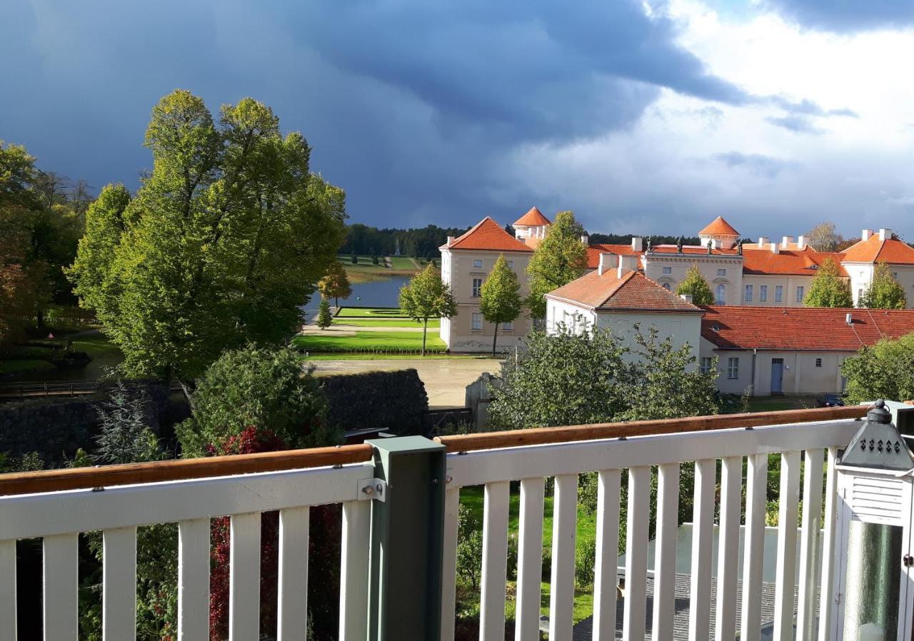 Loggiahaus Am Schloss, 5 Ferienwohnungen, Teils Mit Schloss- Und Seeblick Rheinsberg Zewnętrze zdjęcie
